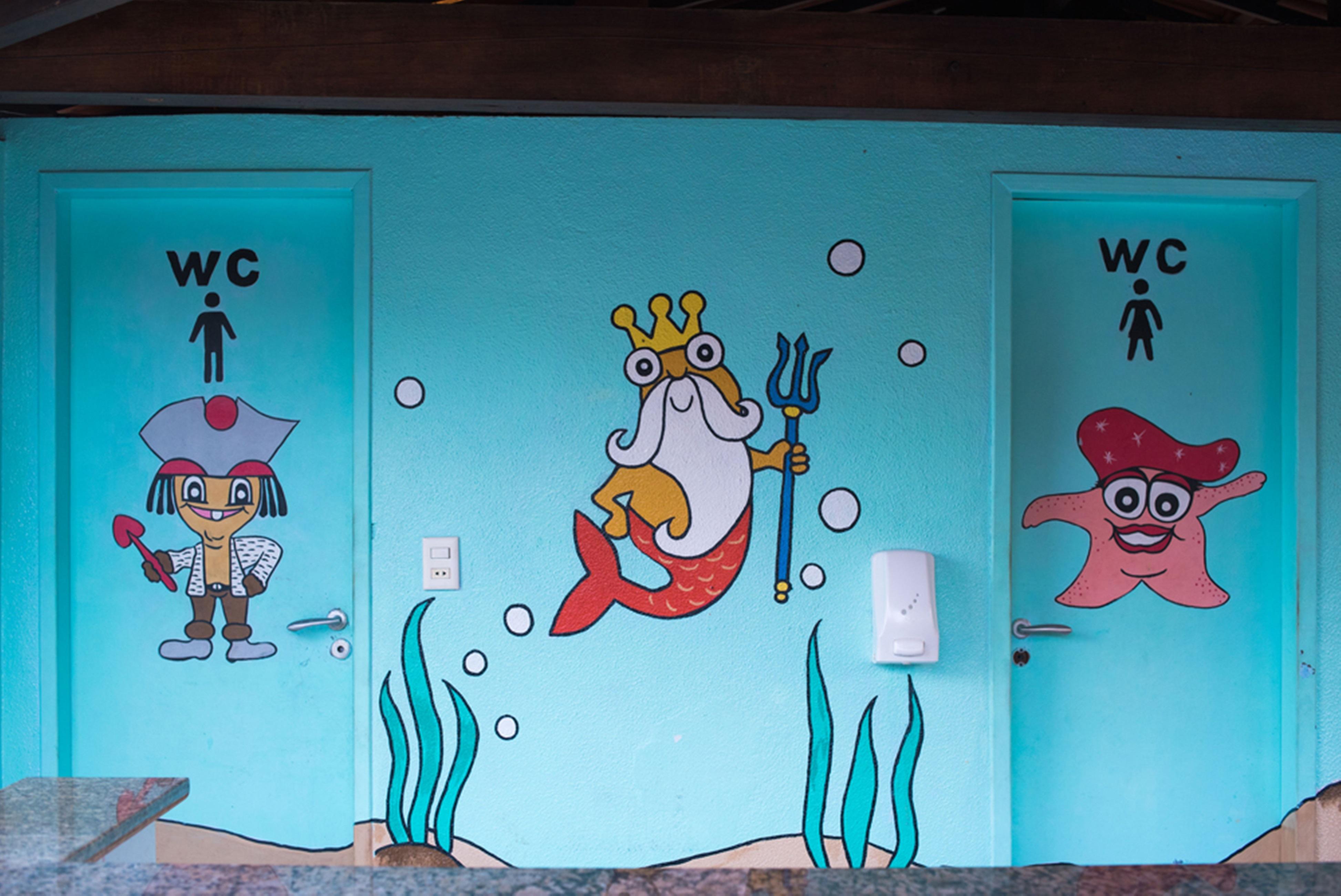 Vila Gale Cabo Кабу-ди-Санту-Агостинью Экстерьер фото The doors of the toilets at the resort