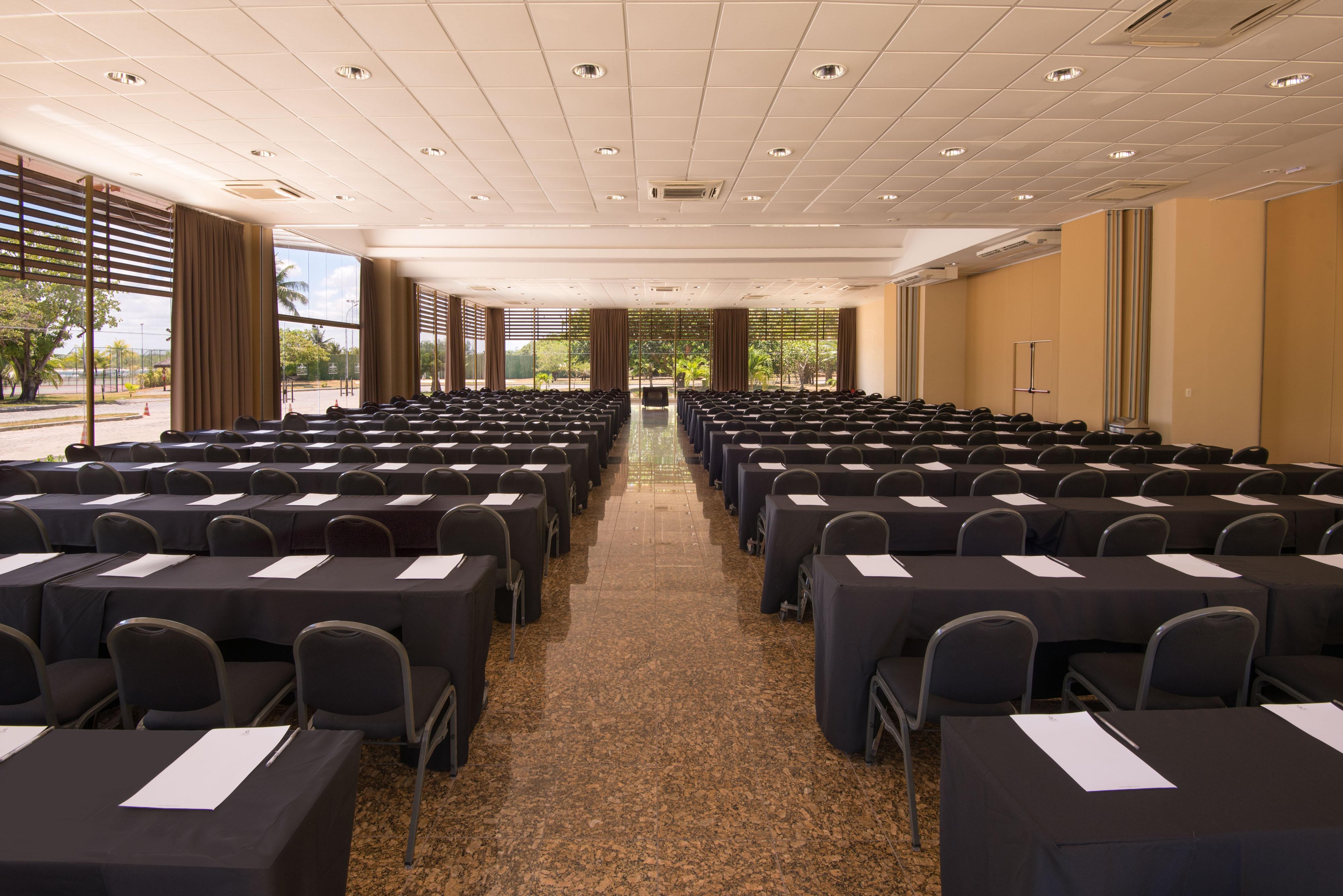 Vila Gale Cabo Кабу-ди-Санту-Агостинью Экстерьер фото The ballroom at the Sheraton Vistana Resort